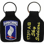US ARMY 173RD AIRBORNE BRIGADE COMBAT TEAM BCT SKY SOLDIERS KEY CHAIN VICENZA - HATNPATCH